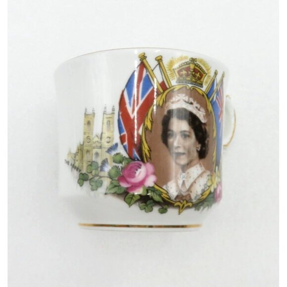 AYNSLEY Queen Elizabeth II Coronation 1953 Bone China Tea Cup & Saucer Set - Picture 8 of 11